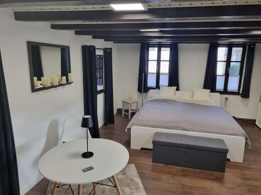 Casa de Férias Altes Romantisches Fachwerkhaus In Rheinnaehe Auch Fuer Workation Geeignet Colónia