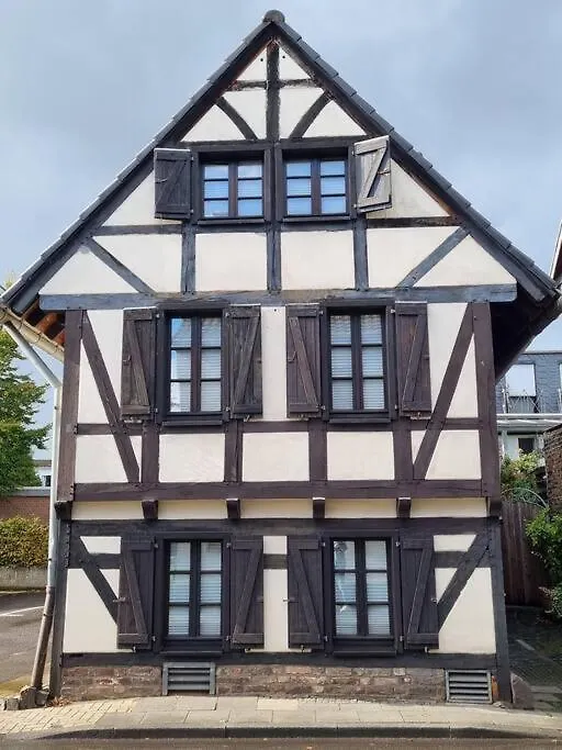 Altes Romantisches Fachwerkhaus In Rheinnaehe Auch Fuer Workation Geeignet Colónia