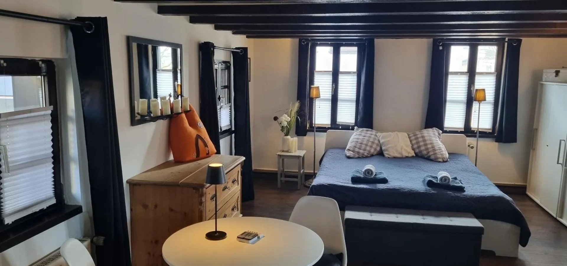 Casa de Férias Altes Romantisches Fachwerkhaus In Rheinnaehe Auch Fuer Workation Geeignet Colónia